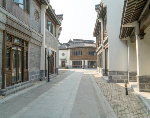 Apa Itu Rumah Tusuk Sate? Benarkah Membawa Nasib Buruk?